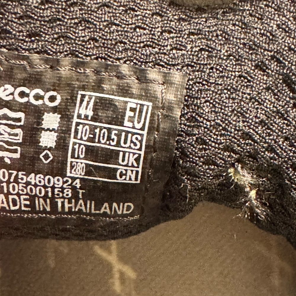 Ecco Men's Olive Green Sneakers - Picture 8 of 12